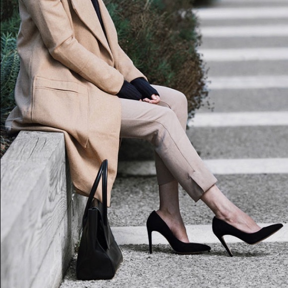 Curations Black Suede Heels With Croc Embossed Toe & Heels - Picture 6 of 6